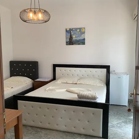 Serenade Durrës