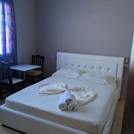 Serenade בית הארחה