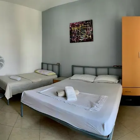 Serenade Guest house *