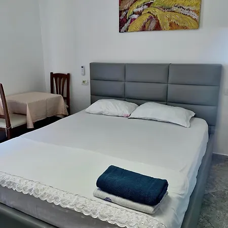 Serenade Guest house Durres