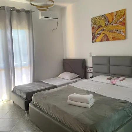 Serenade Guest house *