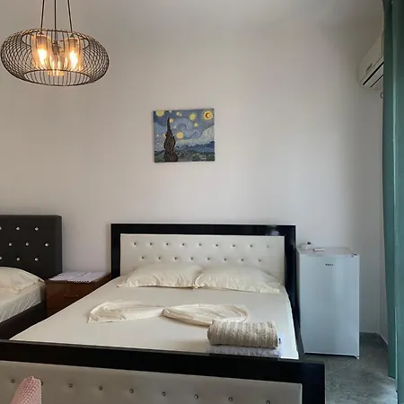 Serenade Guest house