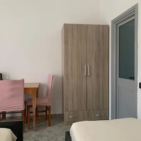 Konukevi Serenade Dıraç