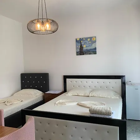 Serenade Guest house