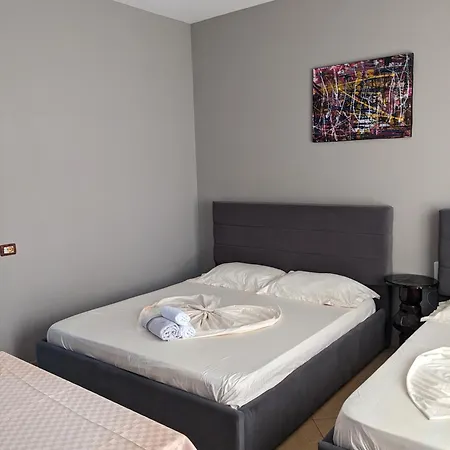 Serenade Guest house *